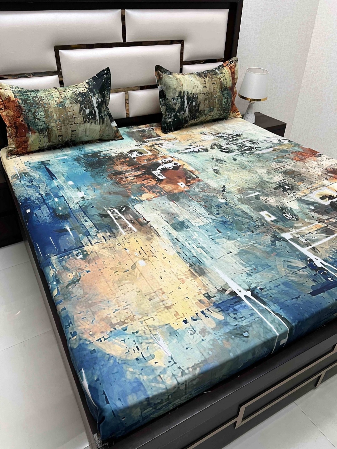 Pure Decor Majestic Blue Abstract Printed Pure Cotton 400TC King Bedsheet Set 2.75 x 2.73m
Pure Decor Majestic Blue Abstract Printed Pure Cotton 400TC King Bedsheet Set 2.75 x 2.73m