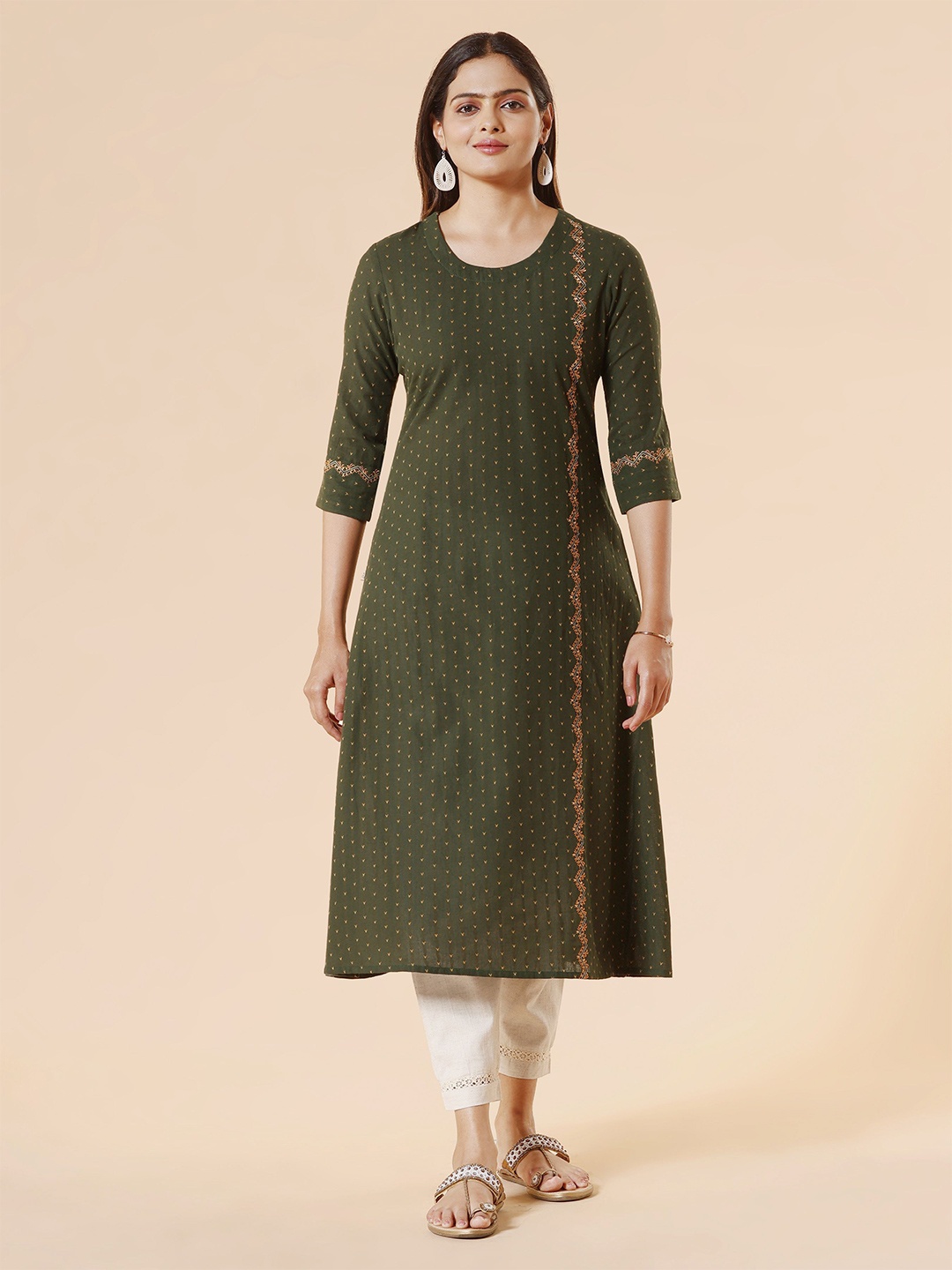 Vismay Woven Design Round Neck Three-Quarter Sleeves Thread Work Pure Cotton Kurta, Olive
Vismay Woven Design Round Neck Three-Quarter Sleeves Thread Work Pure Cotton Kurta, Olive