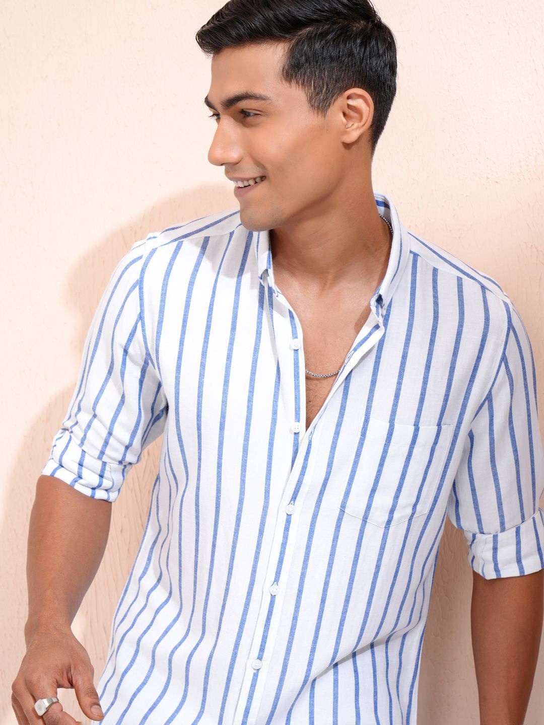 LOCOMOTIVE Men Button-Down Collar Vertical Striped Cotton Casual Shirt, White
LOCOMOTIVE Men Button-Down Collar Vertical Striped Cotton Casual Shirt, White