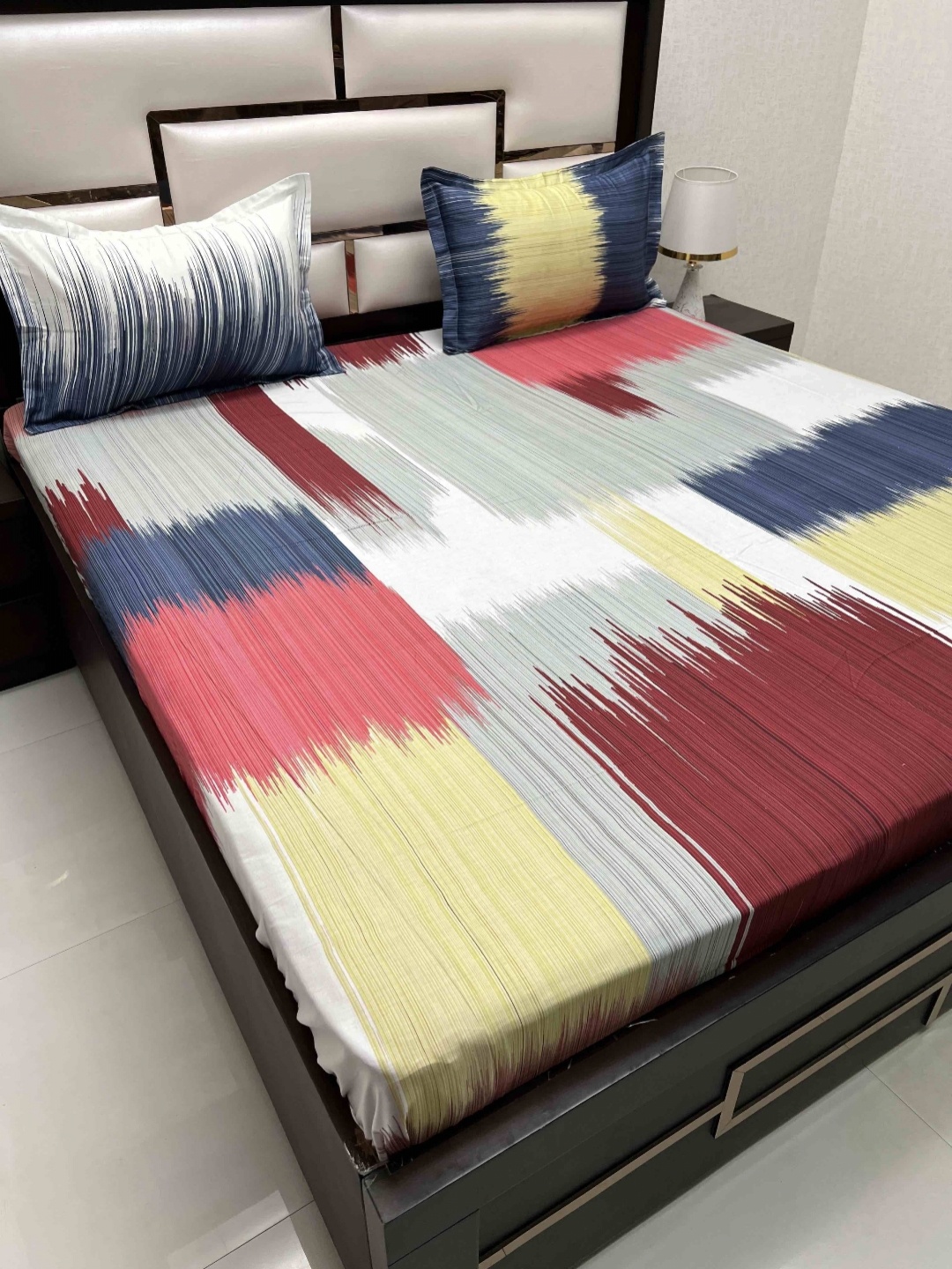 Pure Decor Cotton King Size Double Bed Bedsheet With 2 Pillow Covers 2.74m X 2.74m, Maroon
Pure Decor Cotton King Size Double Bed Bedsheet With 2 Pillow Covers 2.74m X 2.74m, Maroon