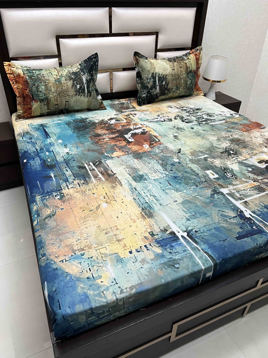 Pure Decor Majestic Blue Abstract Printed Pure Cotton 600TC King Bedsheet Set 2.74 x 2.74m
Pure Decor Majestic Blue Abstract Printed Pure Cotton 600TC King Bedsheet Set 2.74 x 2.74m