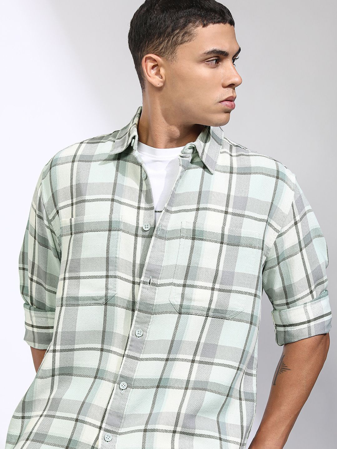 Highlander Men Mint Dobby Textured Checked Utility Pocket Oversized Overshirt, Green
Highlander Men Mint Dobby Textured Checked Utility Pocket Oversized Overshirt, Green