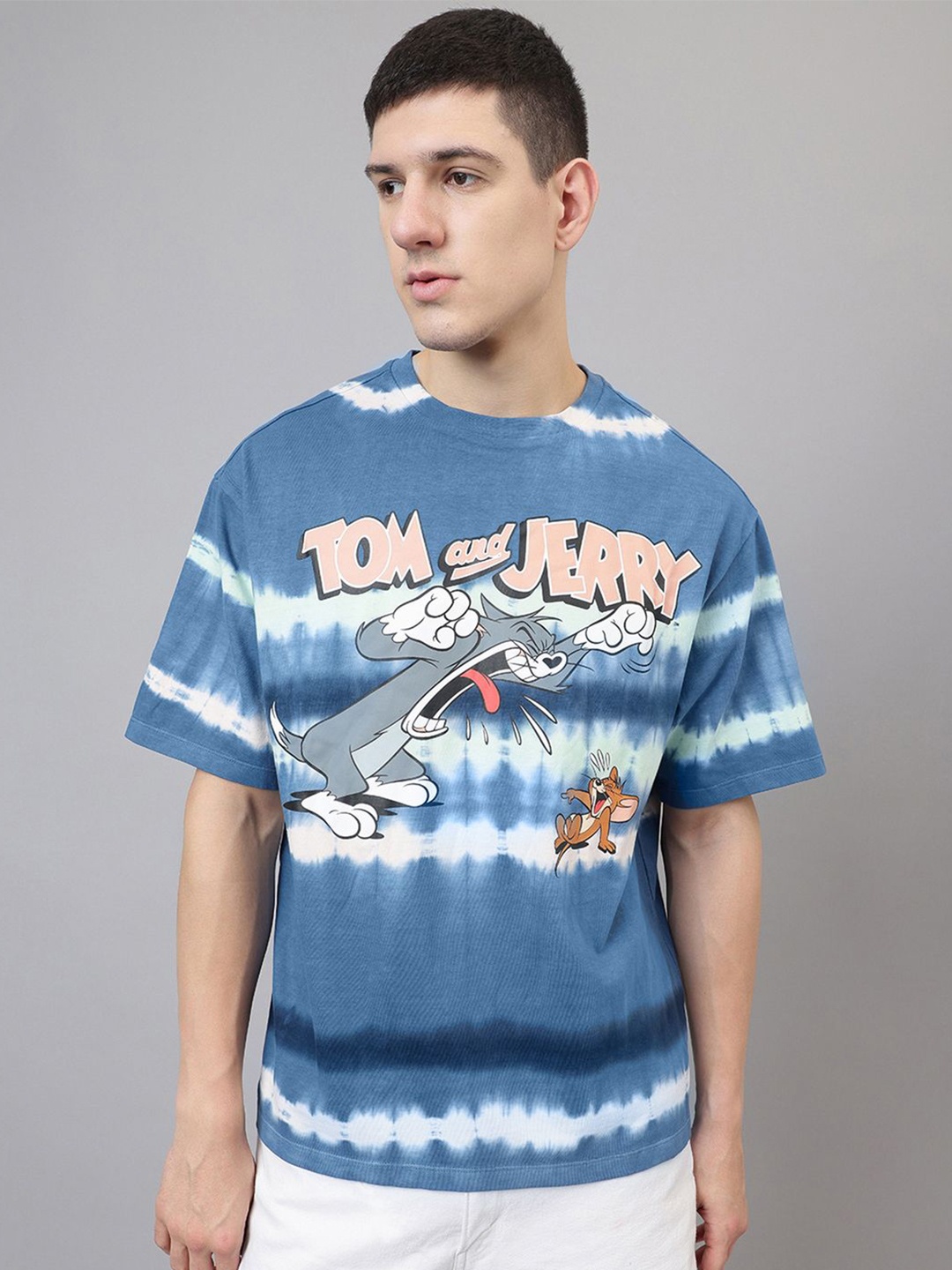 Free Authority Men Tom & Jerry Graphic Printed Round Neck Cotton Oversized T-shirt, Blue
Free Authority Men Tom & Jerry Graphic Printed Round Neck Cotton Oversized T-shirt, Blue