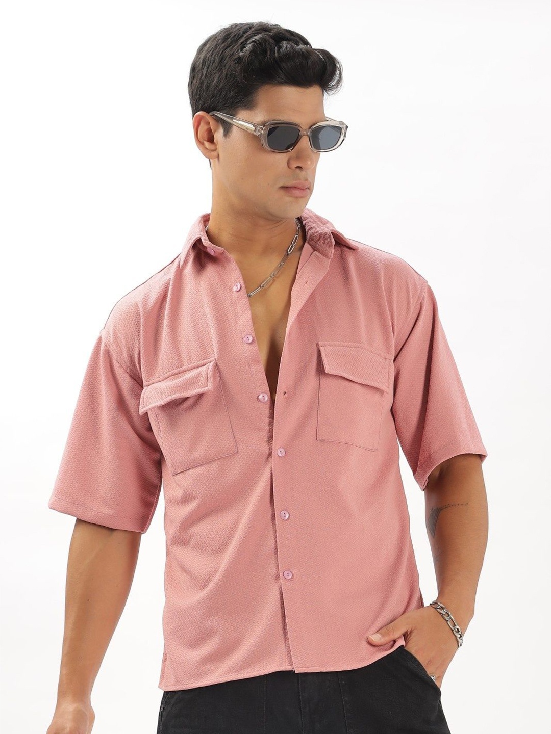 TBS- THE BARGAIN STREET Men Straight Spread Collar Textured Oversized Casual Shirt, Pink
TBS- THE BARGAIN STREET Men Straight Spread Collar Textured Oversized Casual Shirt, Pink