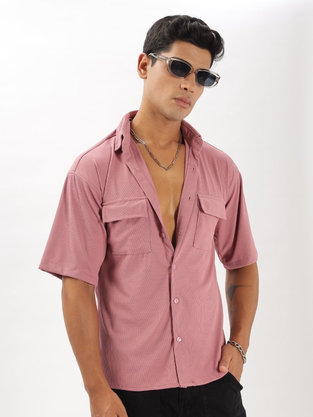 TBS- THE BARGAIN STREET Men Straight Spread Collar Textured Oversized Casual Shirt, Pink
TBS- THE BARGAIN STREET Men Straight Spread Collar Textured Oversized Casual Shirt, Pink