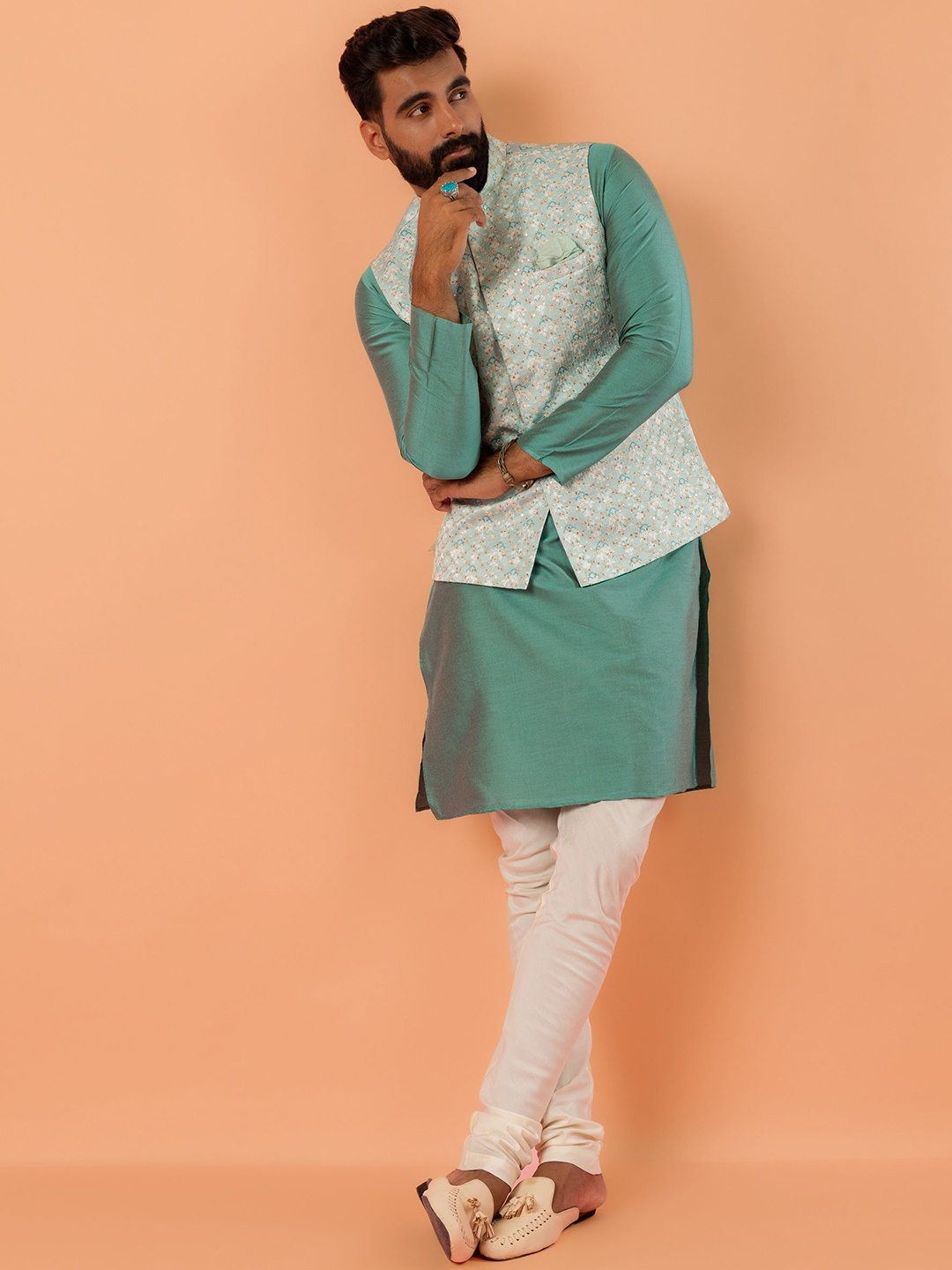 KISAH Mandarin Collar Straight Kurta With Churidar & Embroidered Nehru jacket, Green
KISAH Mandarin Collar Straight Kurta With Churidar & Embroidered Nehru jacket, Green