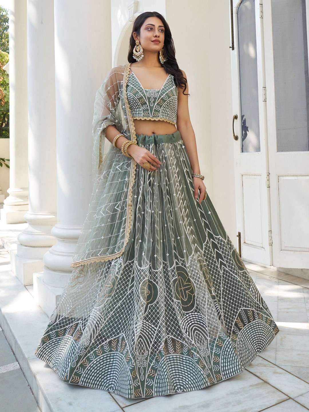 JIHU CULTURE Embroidered Semi-Stitched Lehenga & Unstitched Blouse With Dupatta, Green
JIHU CULTURE Embroidered Semi-Stitched Lehenga & Unstitched Blouse With Dupatta, Green