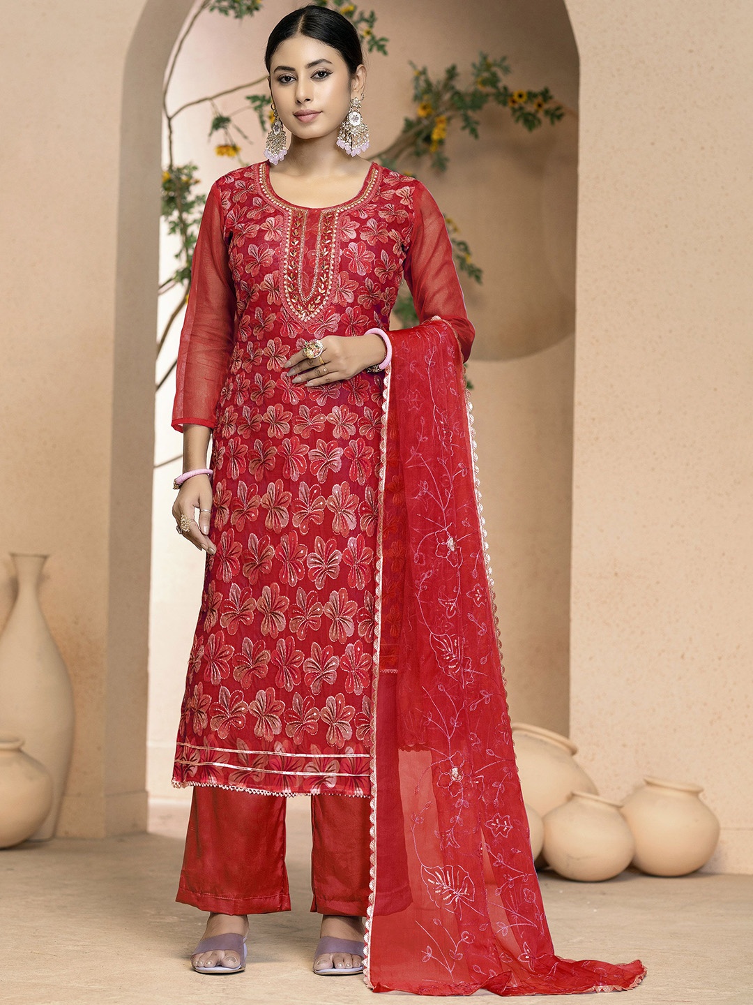 Maroosh Ethnic Motifs Embroidered Beads and Stones Organza Unstitched Dress Material, Red
Maroosh Ethnic Motifs Embroidered Beads and Stones Organza Unstitched Dress Material, Red