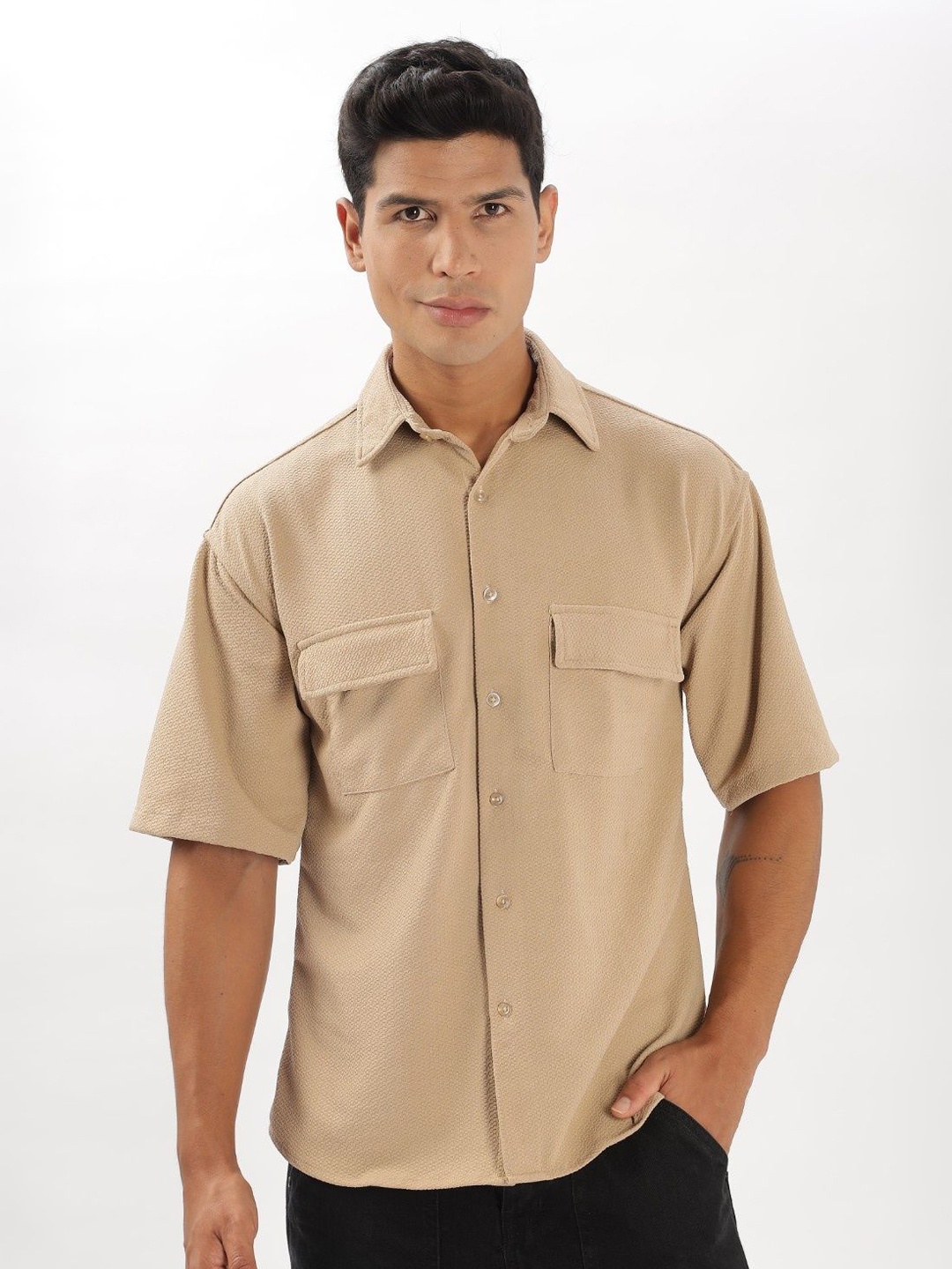 TBS- THE BARGAIN STREET Men Straight Spread Collar Textured Oversized Casual Shirt, Beige
TBS- THE BARGAIN STREET Men Straight Spread Collar Textured Oversized Casual Shirt, Beige