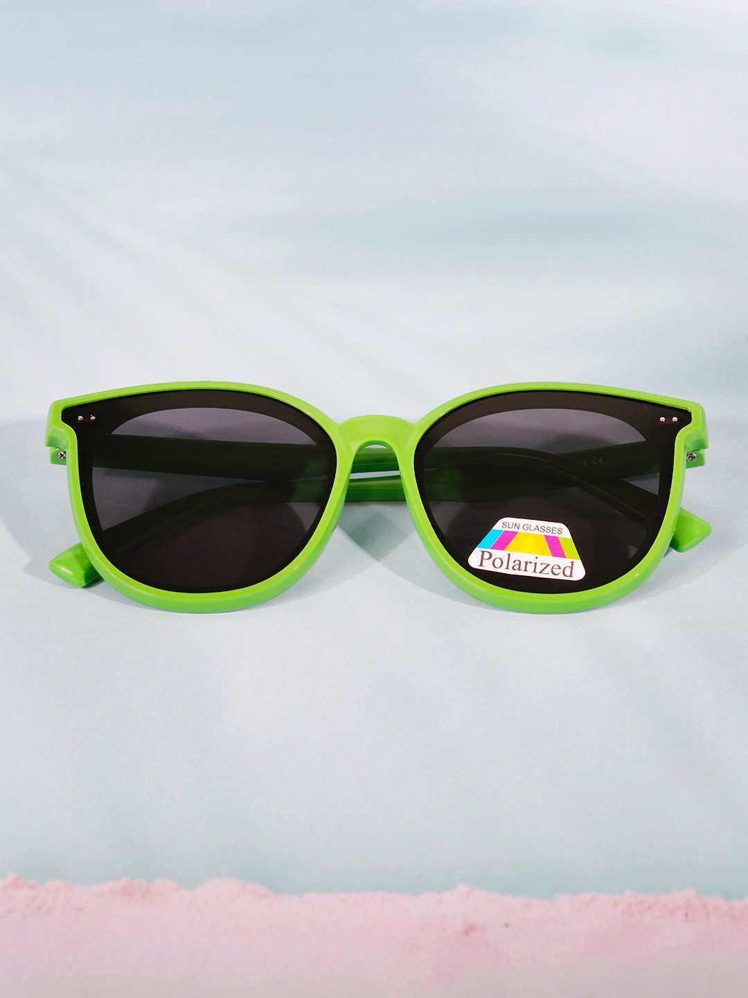 DukieKooky Kids Oversized Sunglasses with Polarised and UV Protected Lens DKSG489E, Black
DukieKooky Kids Oversized Sunglasses with Polarised and UV Protected Lens DKSG489E, Black