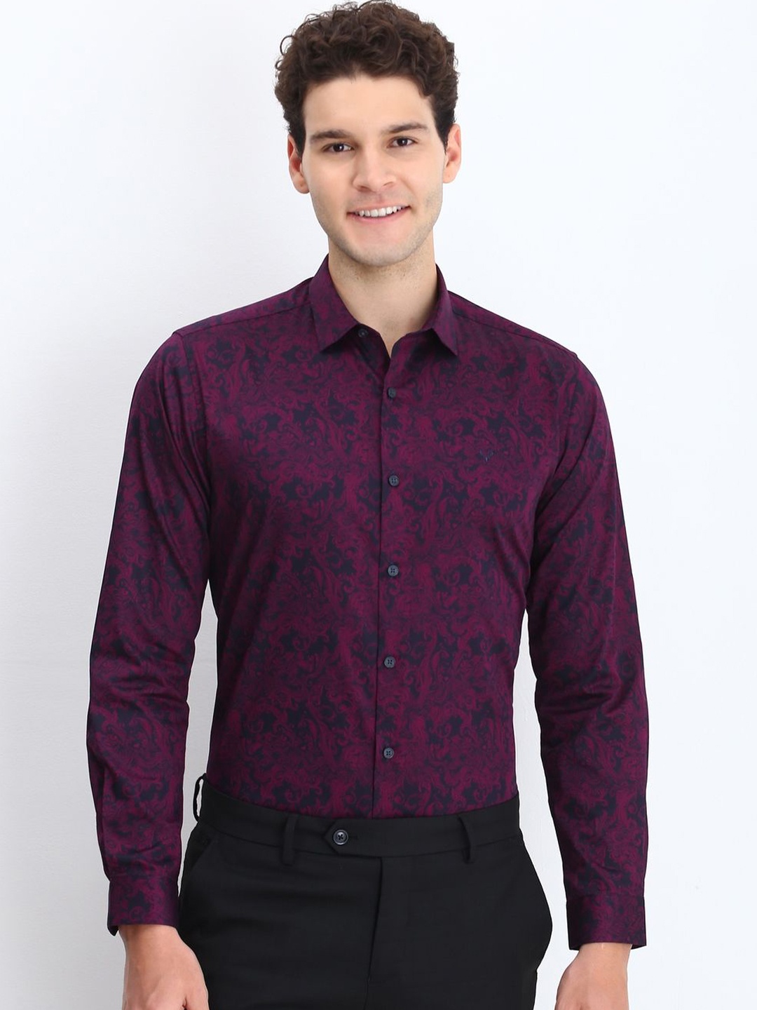 Allen Solly Men Classic Spread Collar Floral Printed Cotton Slim Fit Formal Shirt, Purple
Allen Solly Men Classic Spread Collar Floral Printed Cotton Slim Fit Formal Shirt, Purple