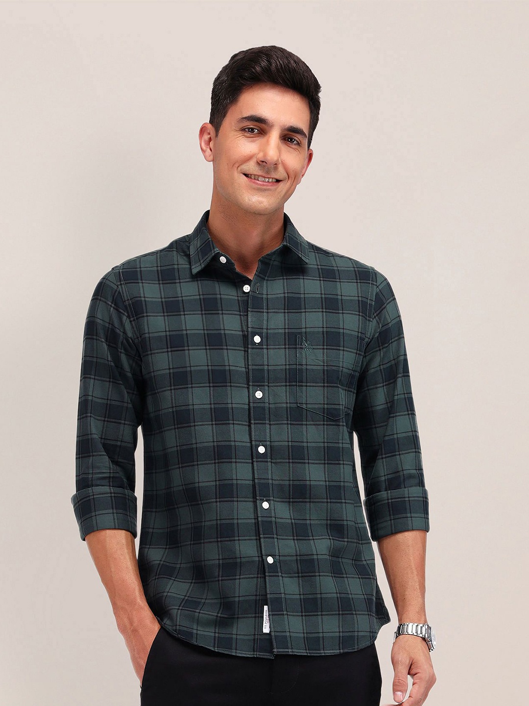 U.S. Polo Assn. Men Cutaway Collar Tartan Checked Cotton Tailored Fit Casual Shirt, Green
U.S. Polo Assn. Men Cutaway Collar Tartan Checked Cotton Tailored Fit Casual Shirt, Green