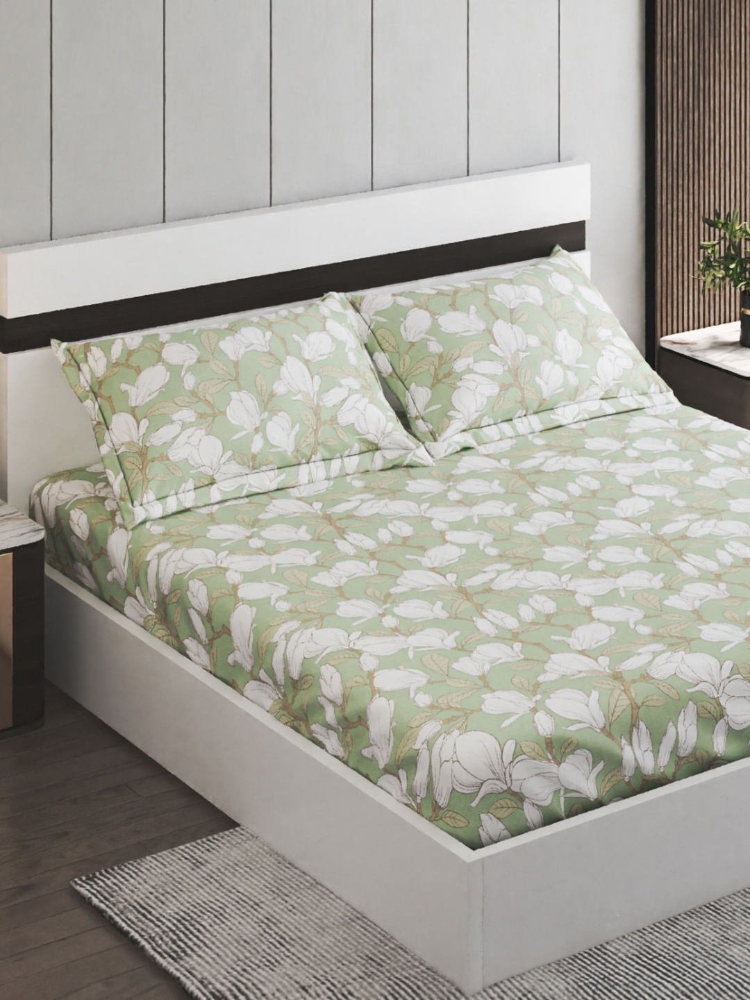 Home Centre Oxford Green & White Floral 200 TC Super King Bedsheet Set-2.74 m x 2.74 m
Home Centre Oxford Green & White Floral 200 TC Super King Bedsheet Set-2.74 m x 2.74 m