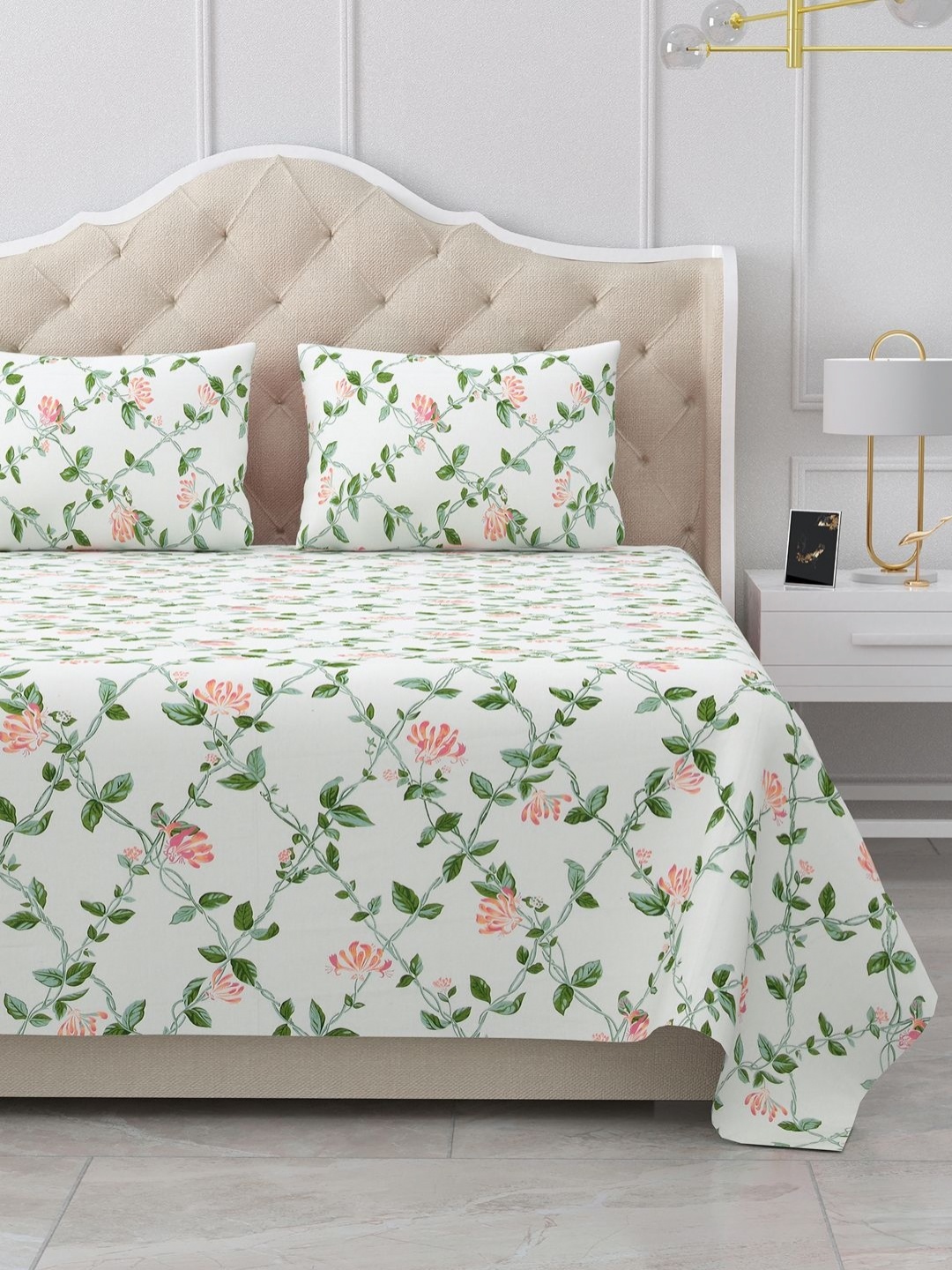 BELLA CASA Heritage Off White Printed Pure Cotton 180 TC King Bedsheet Set 2.74 m x 2.11 m
BELLA CASA Heritage Off White Printed Pure Cotton 180 TC King Bedsheet Set 2.74 m x 2.11 m