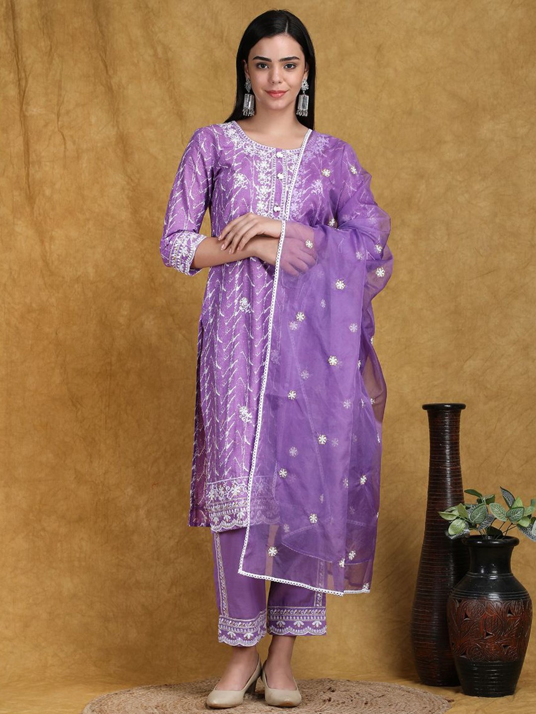 SHIFORY Floral Embroidered Thread Work Pure Cotton Kurta with Trouser & Dupatta, Purple
SHIFORY Floral Embroidered Thread Work Pure Cotton Kurta with Trouser & Dupatta, Purple