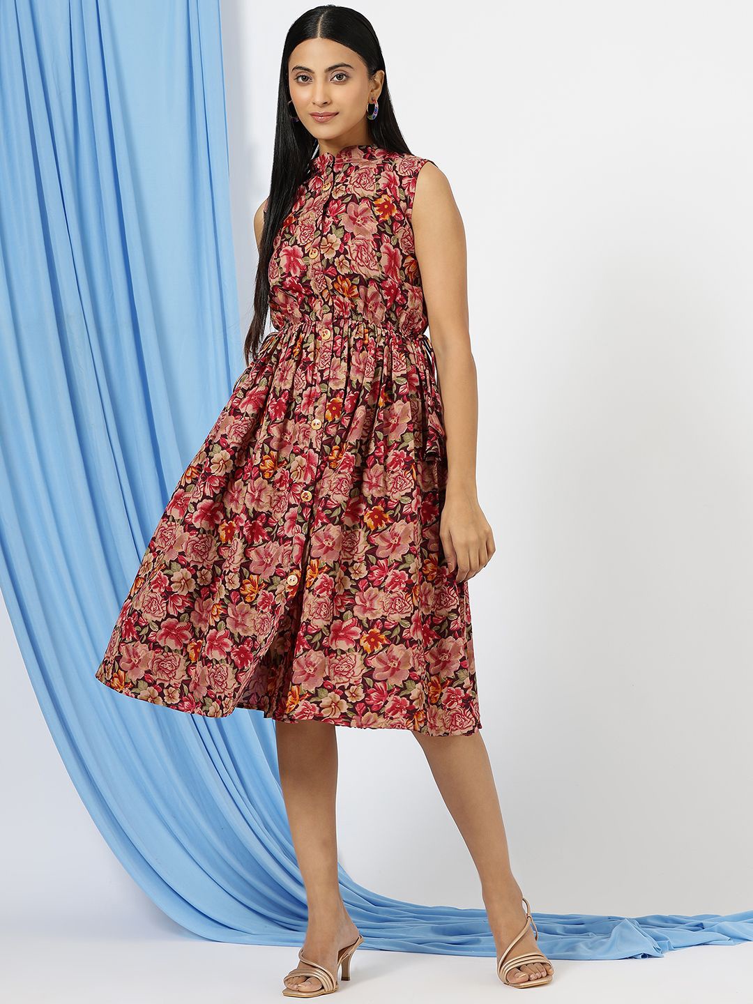 Sitanjali Floral Printed Mandarin Collar Sleeveless Pure Cotton Ethnic Dress, Maroon
Sitanjali Floral Printed Mandarin Collar Sleeveless Pure Cotton Ethnic Dress, Maroon