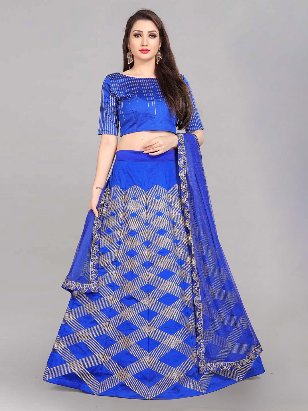 Fabcartz Embroidered Semi-Stitched Lehenga & Unstitched Blouse With Dupatta, Blue
Fabcartz Embroidered Semi-Stitched Lehenga & Unstitched Blouse With Dupatta, Blue