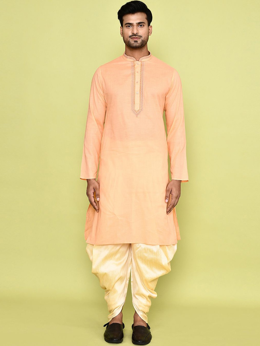 Arihant Rai Sinha Mandarin Collar Long Sleeves Thread Work Pure Cotton Kurta & Patiala, Pink
Arihant Rai Sinha Mandarin Collar Long Sleeves Thread Work Pure Cotton Kurta & Patiala, Pink
