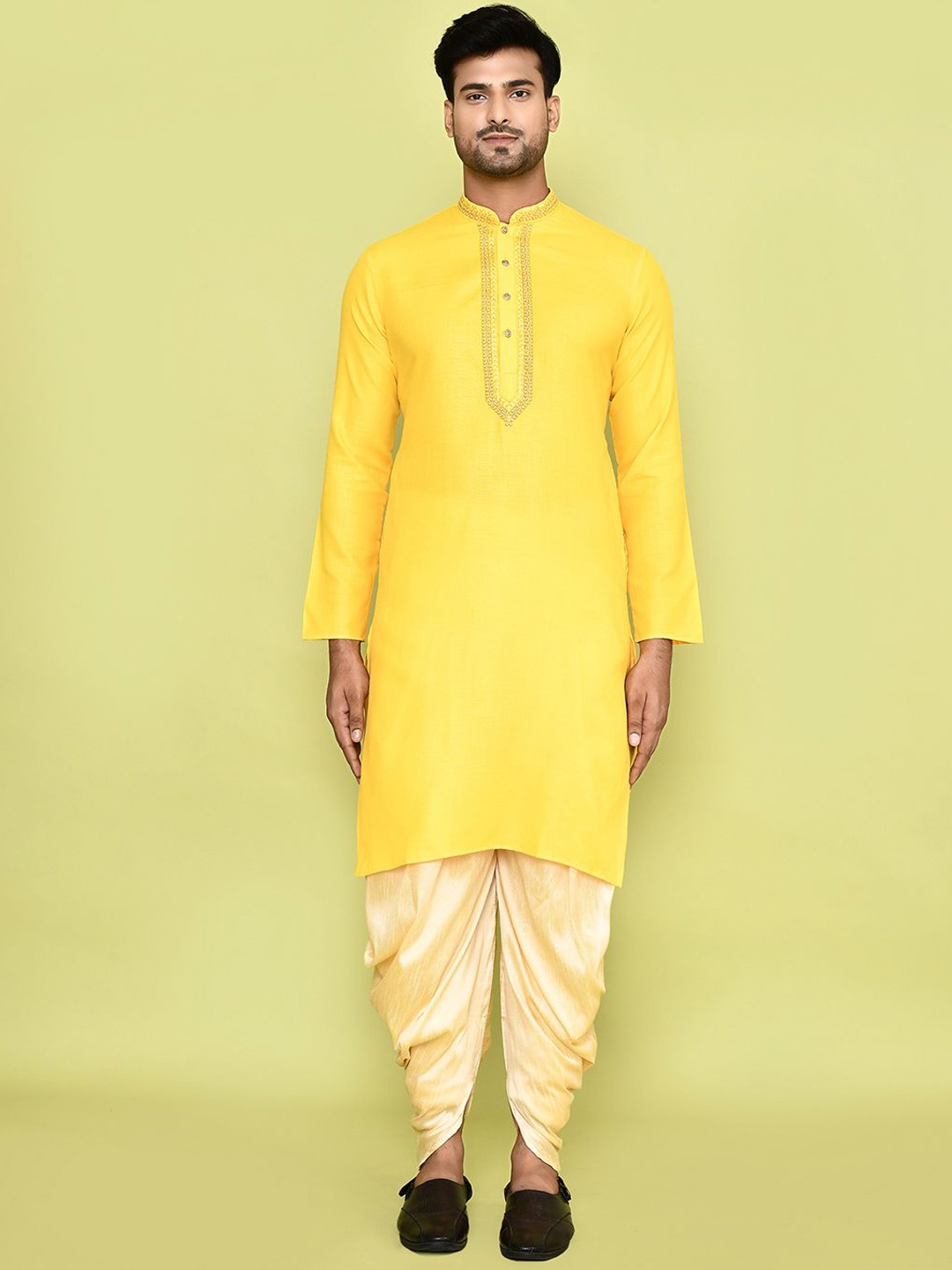 Arihant Rai Sinha Mandarin Collar Long Sleeves Thread Work Pure Cotton Kurta & Patiala, Yellow
Arihant Rai Sinha Mandarin Collar Long Sleeves Thread Work Pure Cotton Kurta & Patiala, Yellow