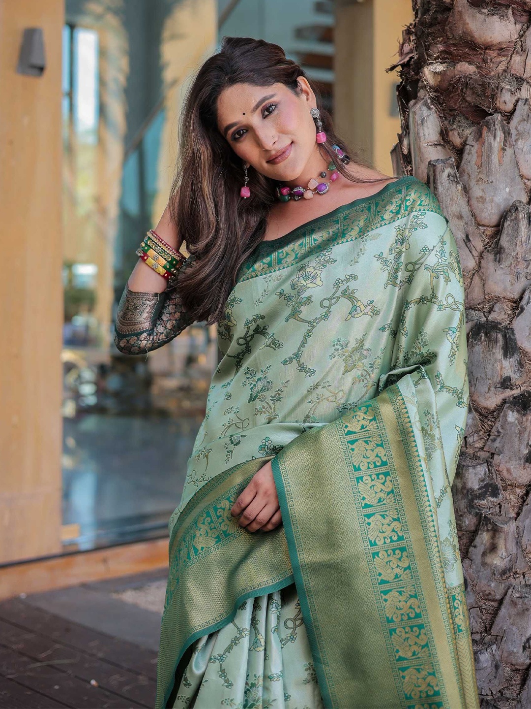 Kandora Woven Design Zari Pure Silk Dharmavaram Saree With Unstitched Blouse Piece, Green
Kandora Woven Design Zari Pure Silk Dharmavaram Saree With Unstitched Blouse Piece, Green