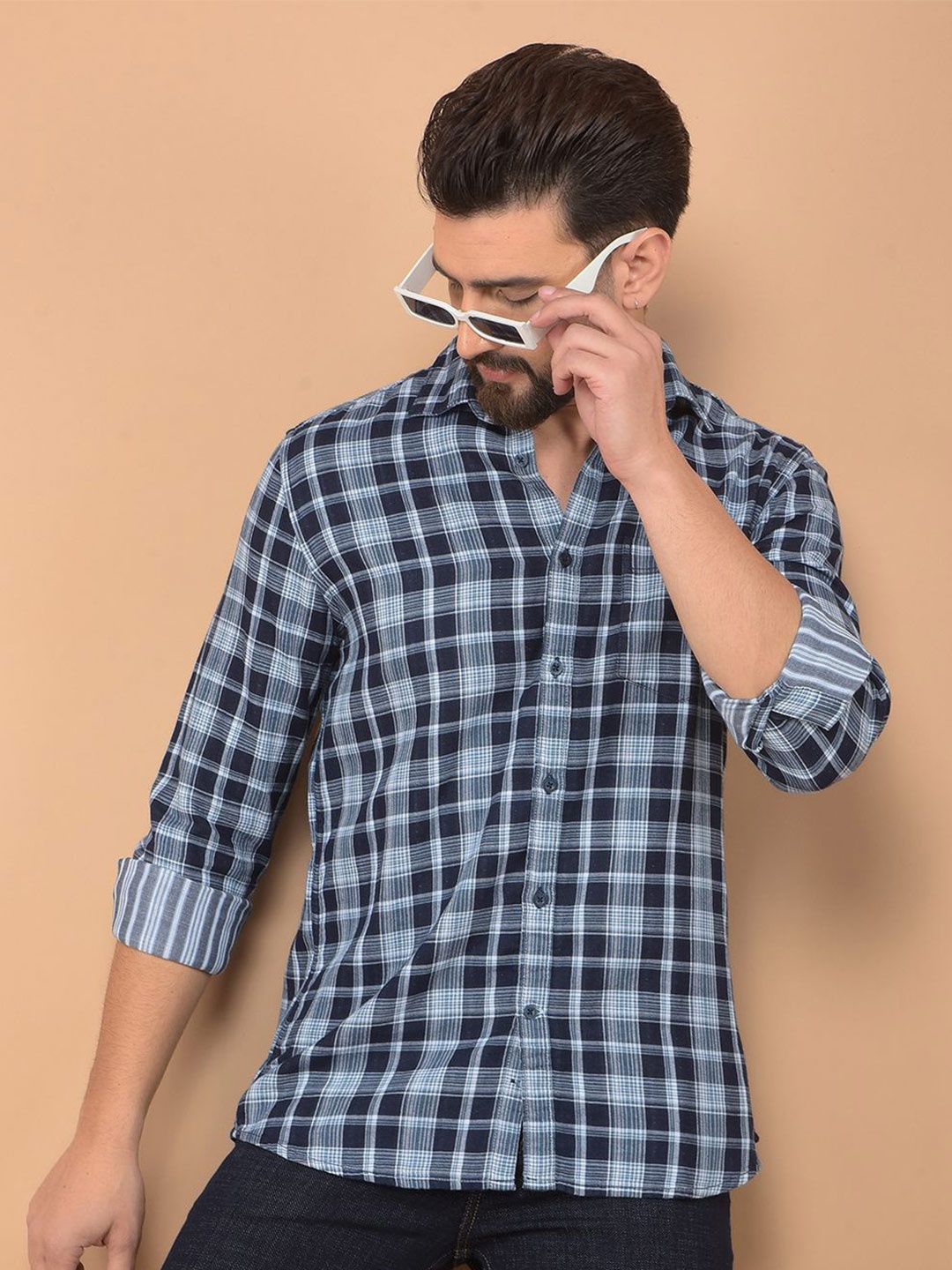 Crimsoune Club Men Classic Spread Collar Tartan Checked Cotton Slim Fit Casual Shirt, Blue
Crimsoune Club Men Classic Spread Collar Tartan Checked Cotton Slim Fit Casual Shirt, Blue