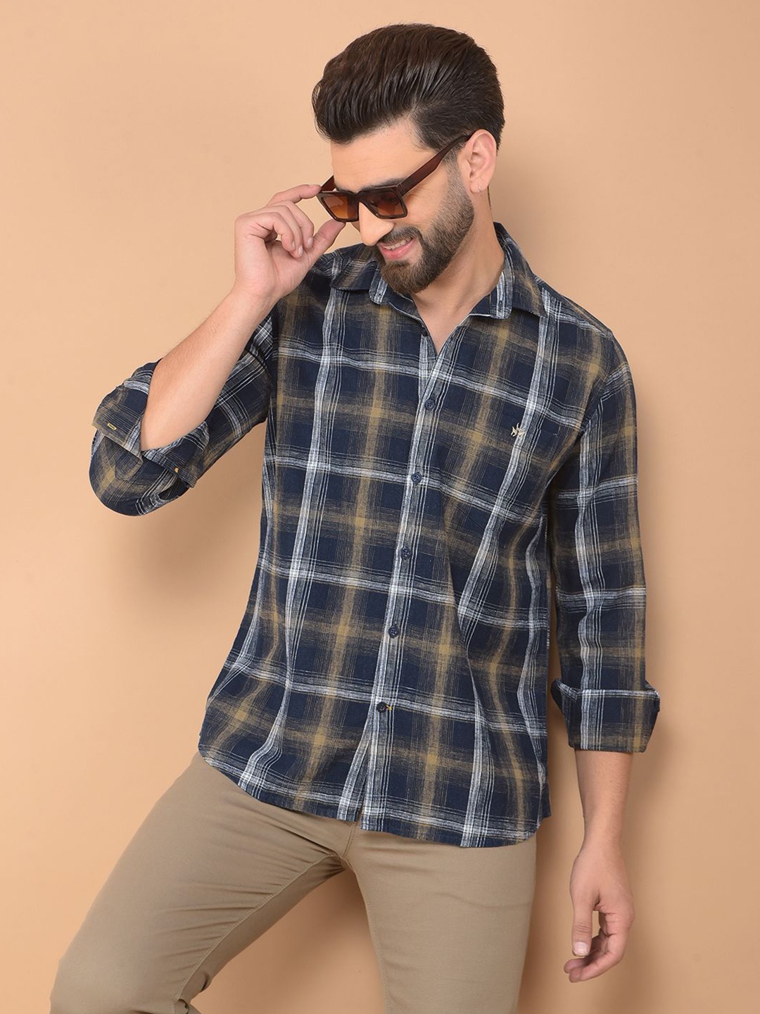 Crimsoune Club Men Classic Spread Collar Tartan Checked Cotton Casual Shirt, Navy blue
Crimsoune Club Men Classic Spread Collar Tartan Checked Cotton Casual Shirt, Navy blue