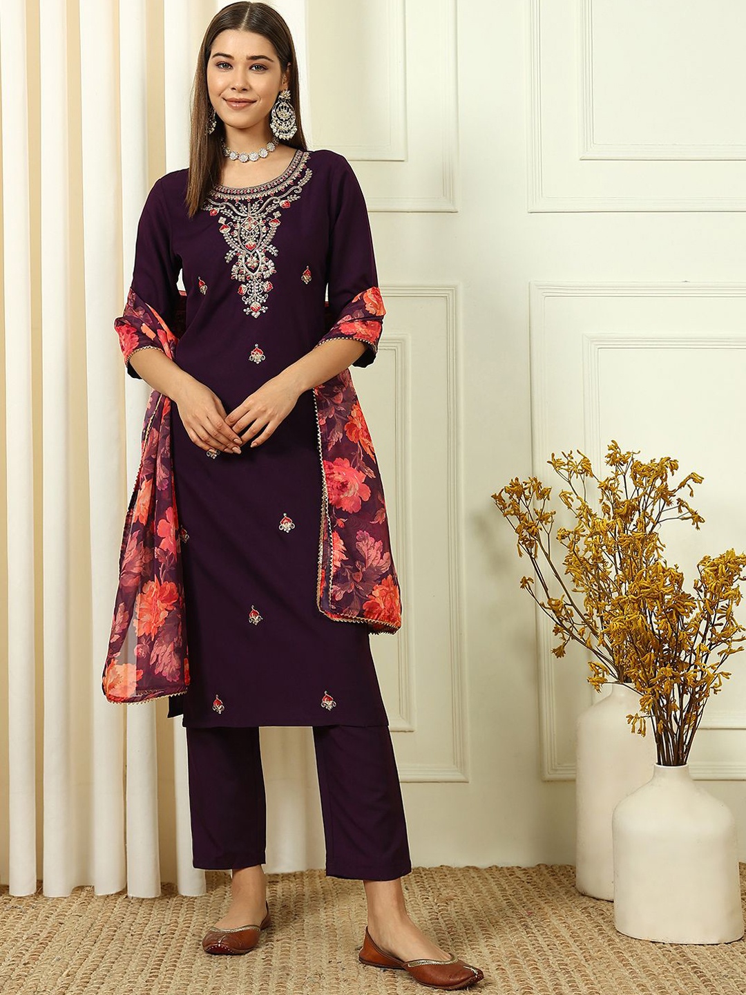 Anouk Rustic Purple Floral Embroidered Round Neck Straight Kurta With Trouser With Dupatta
Anouk Rustic Purple Floral Embroidered Round Neck Straight Kurta With Trouser With Dupatta