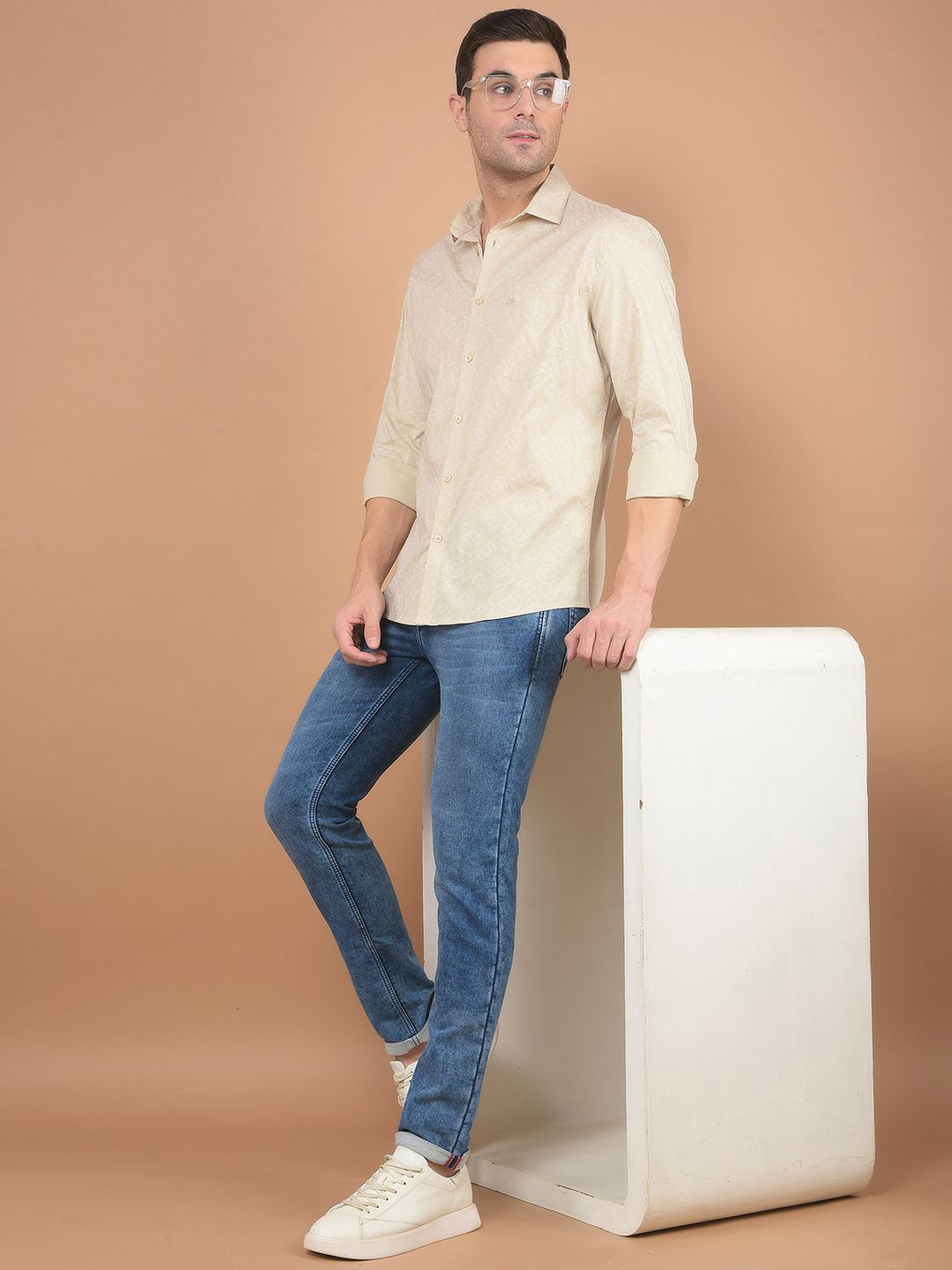 Crimsoune Club Men Classic Spread Collar Geometric Printed Cotton Slim Fit Casual Shirt, Beige
Crimsoune Club Men Classic Spread Collar Geometric Printed Cotton Slim Fit Casual Shirt, Beige