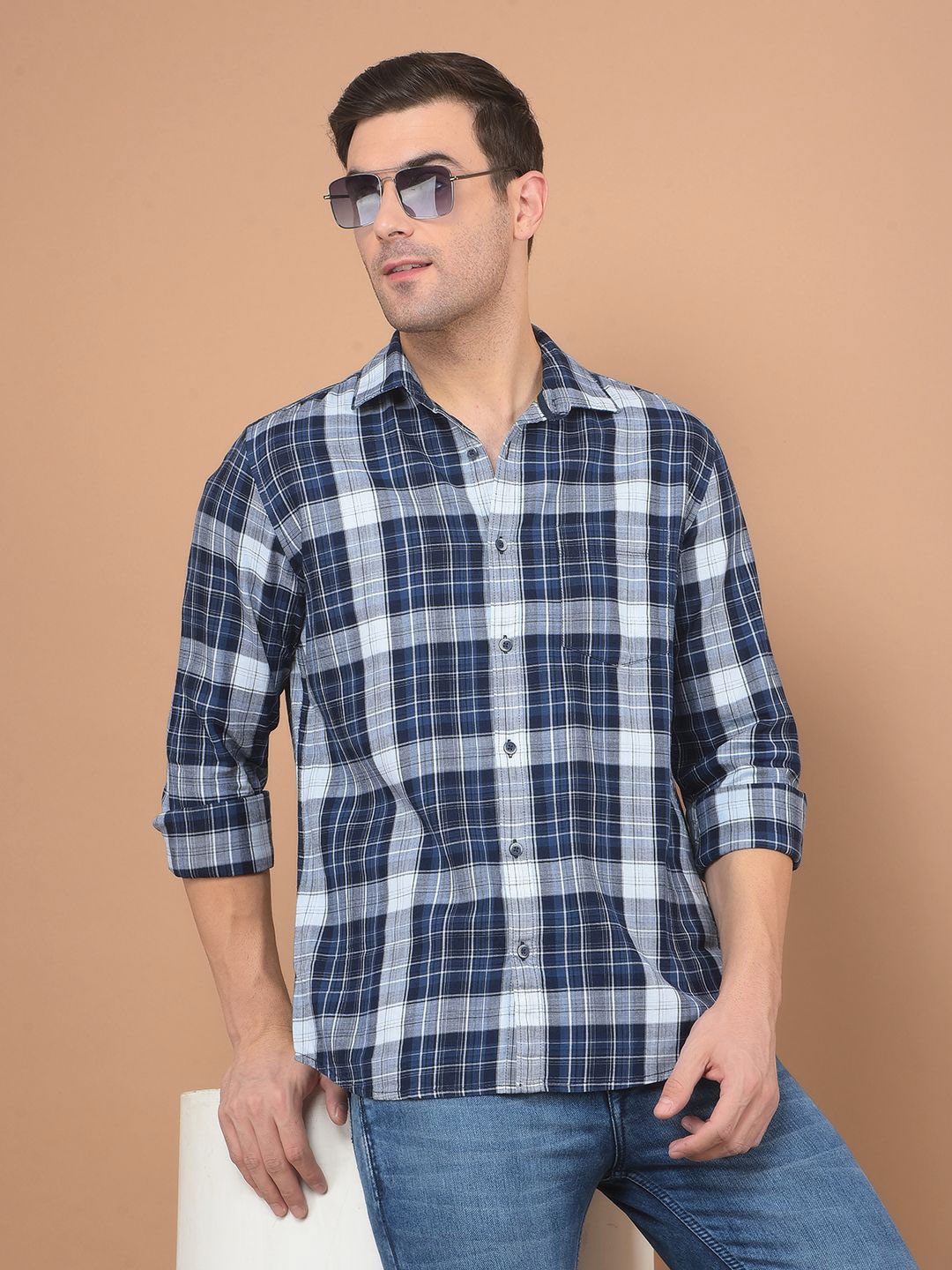 Crimsoune Club Men Classic Spread Collar Checked Cotton Slim Fit Casual Shirt, Navy blue
Crimsoune Club Men Classic Spread Collar Checked Cotton Slim Fit Casual Shirt, Navy blue