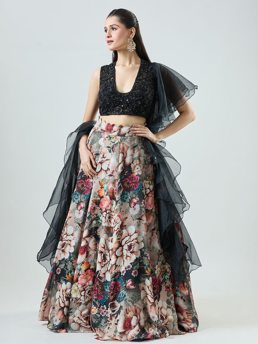 Samyukta Singhania Embellished Sequinned Ready to Wear Lehenga & Blouse With Dupatta, Black
Samyukta Singhania Embellished Sequinned Ready to Wear Lehenga & Blouse With Dupatta, Black
