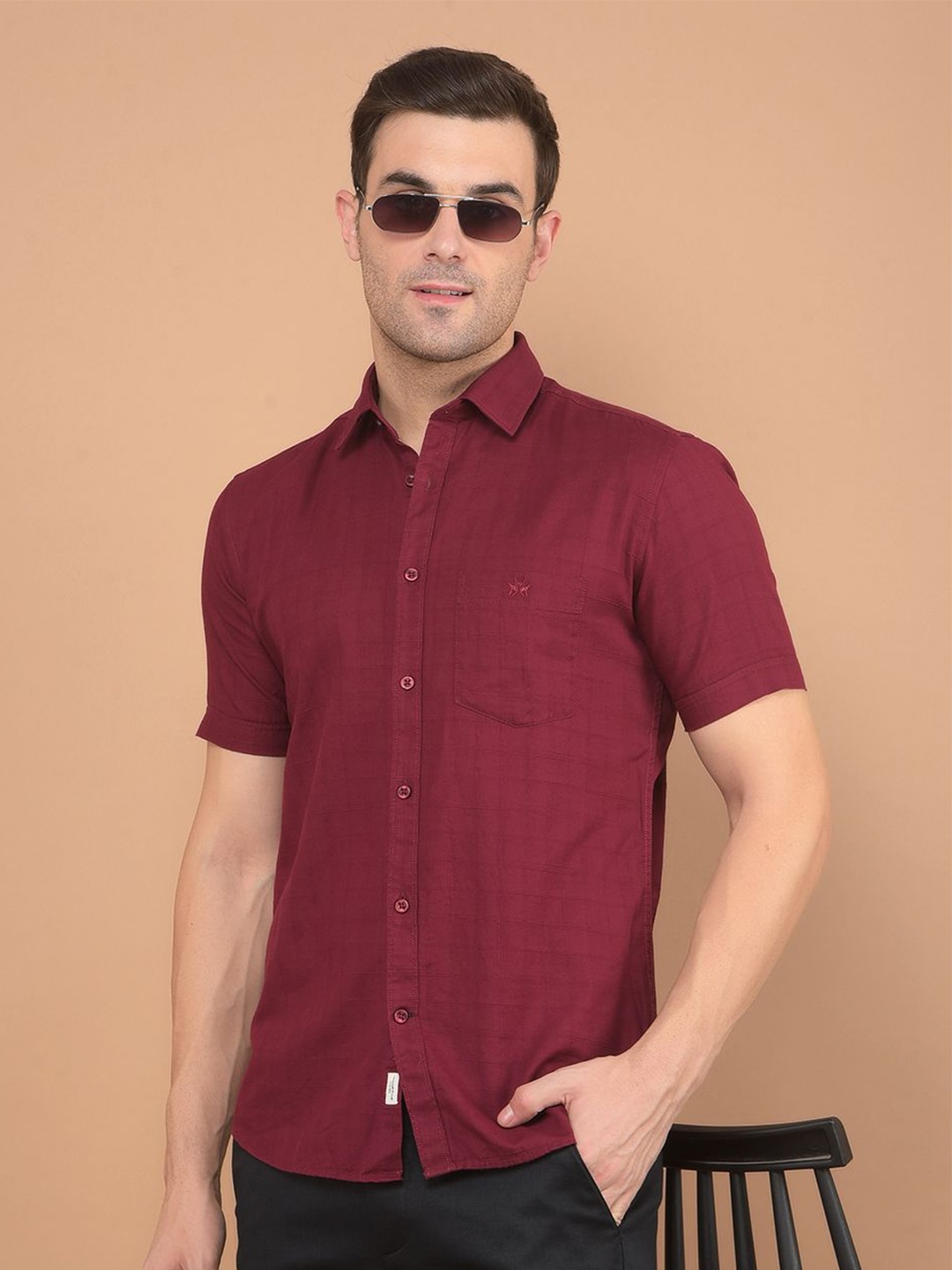 Crimsoune Club Men Classic Spread Collar Checked Cotton Slim Fit Casual Shirt, Maroon
Crimsoune Club Men Classic Spread Collar Checked Cotton Slim Fit Casual Shirt, Maroon