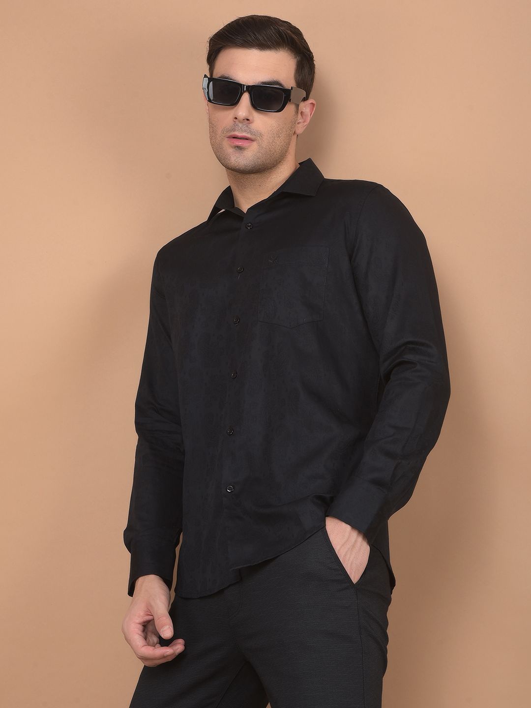 Crimsoune Club Men Classic Ethnic Motifs Printed Cotton Slim Fit Casual Shirt, Black
Crimsoune Club Men Classic Ethnic Motifs Printed Cotton Slim Fit Casual Shirt, Black