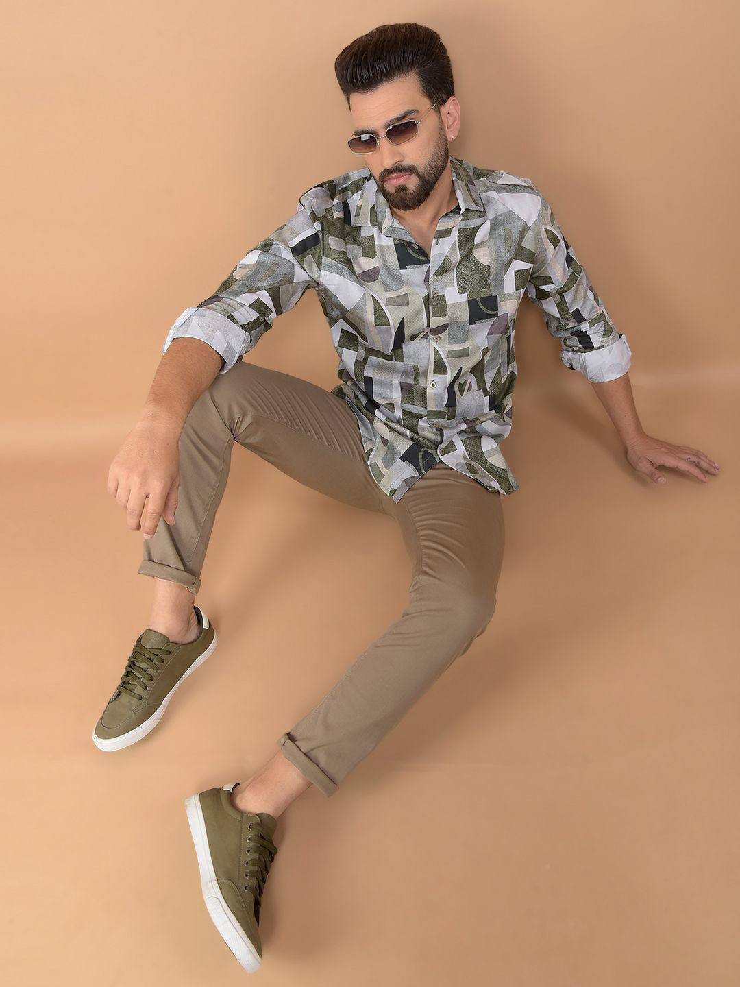 Crimsoune Club Men Classic Spread Collar Geometric Printed Cotton Slim Fit Casual Shirt, Olive
Crimsoune Club Men Classic Spread Collar Geometric Printed Cotton Slim Fit Casual Shirt, Olive
