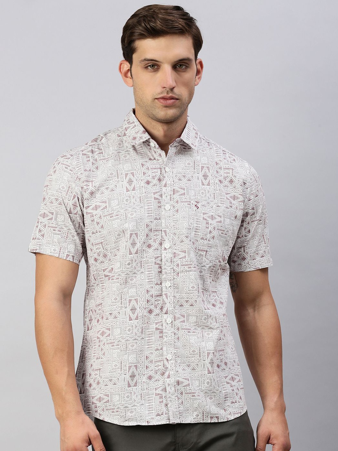Classic Polo Men India Slim Spread Collar Ethnic Motifs Printed Cotton Casual Shirt, White
Classic Polo Men India Slim Spread Collar Ethnic Motifs Printed Cotton Casual Shirt, White