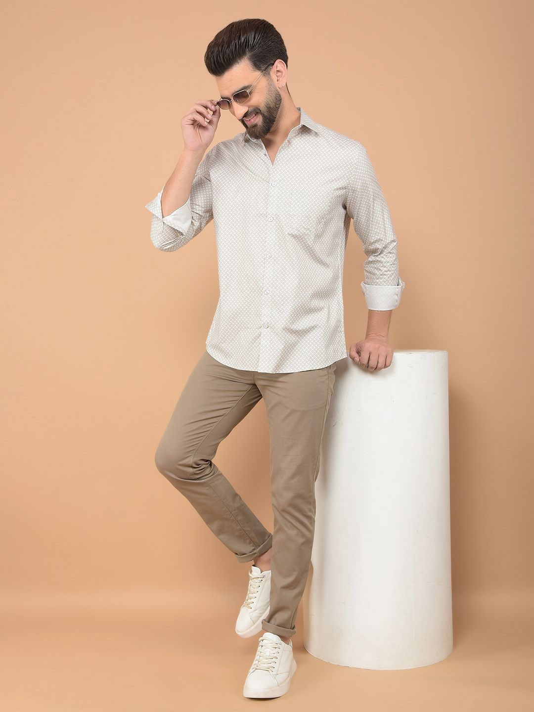 Crimsoune Club Men Classic Spread Collar Geometric Printed Cotton Slim Fit Casual Shirt, Beige
Crimsoune Club Men Classic Spread Collar Geometric Printed Cotton Slim Fit Casual Shirt, Beige