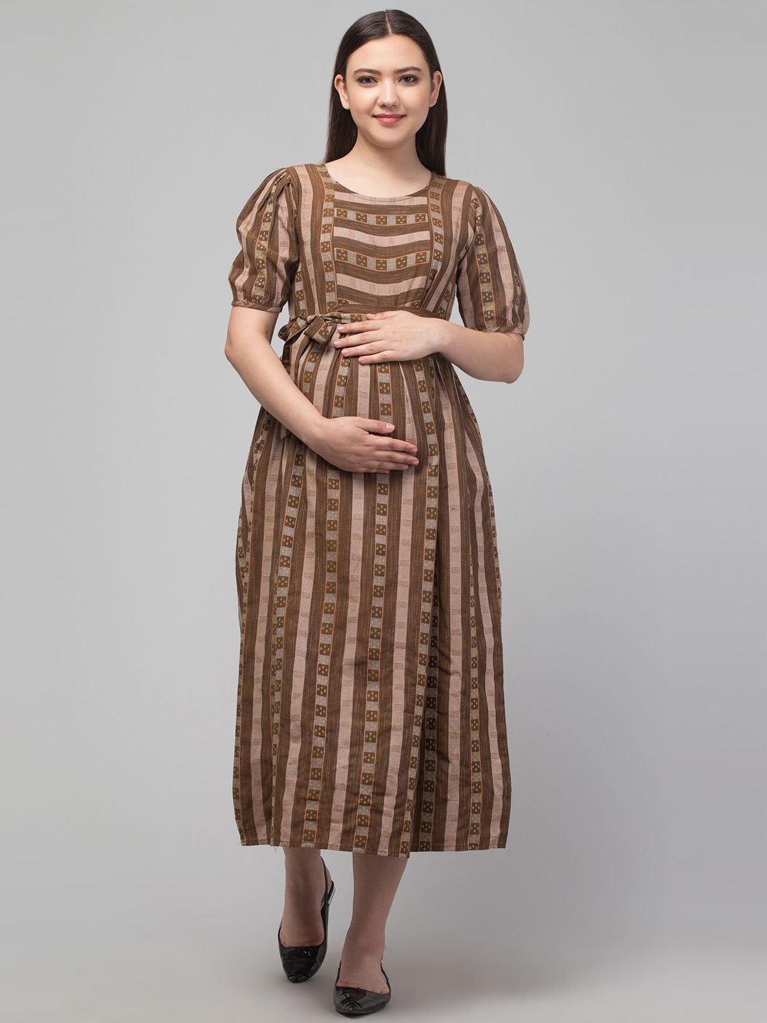 Zuvino Women Striped Printed Round Neck Puff Sleeve Maternity Fit & Flare Midi Dress, Brown
Zuvino Women Striped Printed Round Neck Puff Sleeve Maternity Fit & Flare Midi Dress, Brown