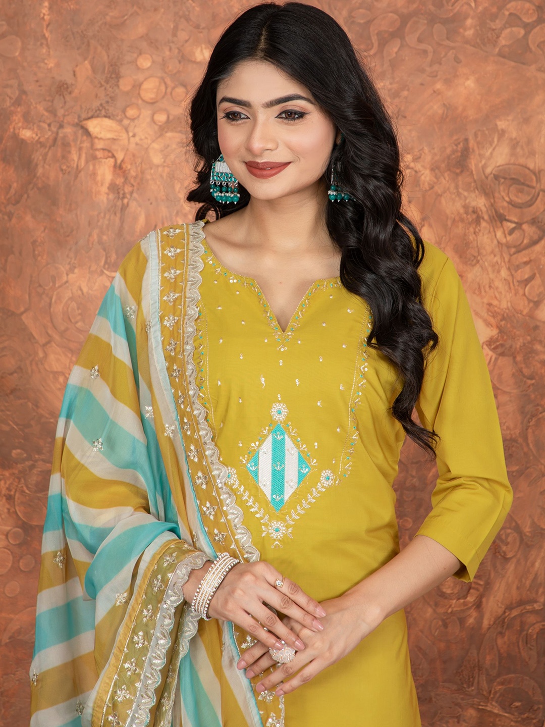 Anouk Mustard Yellow Embroidered Chanderi Cotton Straight Kurta With Trouser & Dupatta
Anouk Mustard Yellow Embroidered Chanderi Cotton Straight Kurta With Trouser & Dupatta