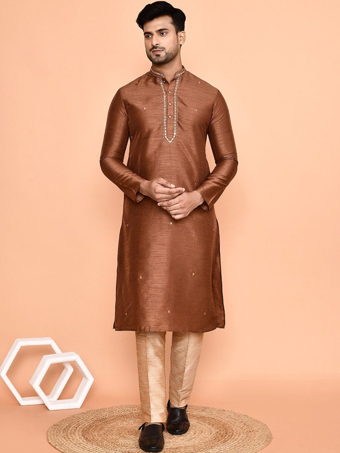 Arihant Rai Sinha Geometric Embroidered Mandarin Collar Straight Kurta With Trousers, Brown
Arihant Rai Sinha Geometric Embroidered Mandarin Collar Straight Kurta With Trousers, Brown