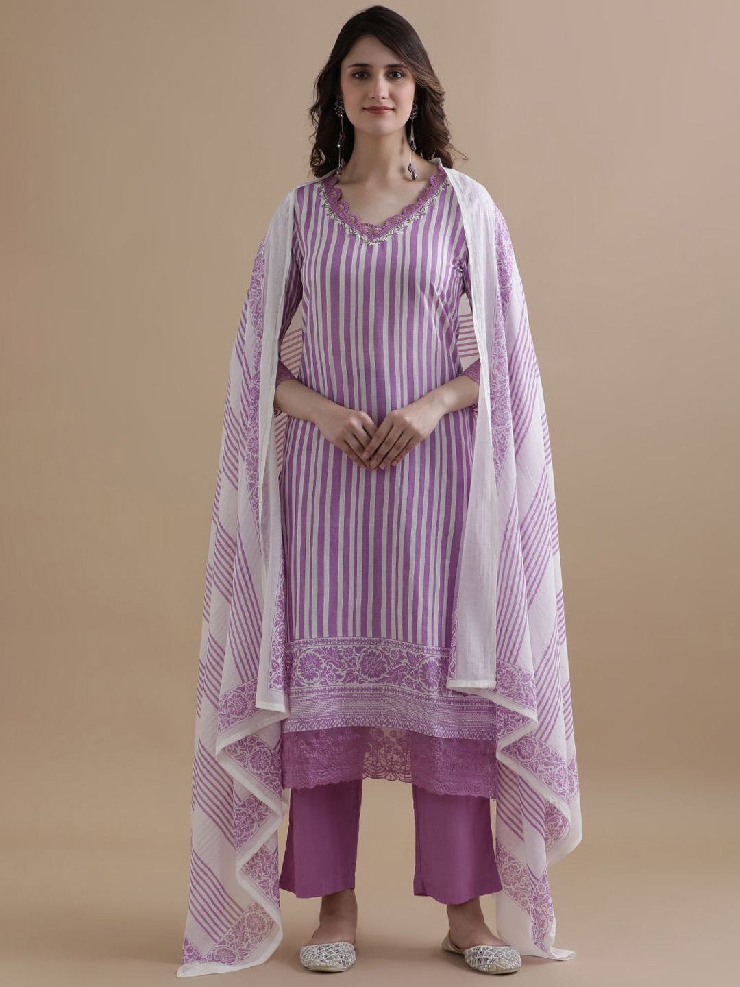 Jaipur Kurti Striped Straight Thread Work Pure Cotton Kurta with Trousers & Dupatta, Purple
Jaipur Kurti Striped Straight Thread Work Pure Cotton Kurta with Trousers & Dupatta, Purple