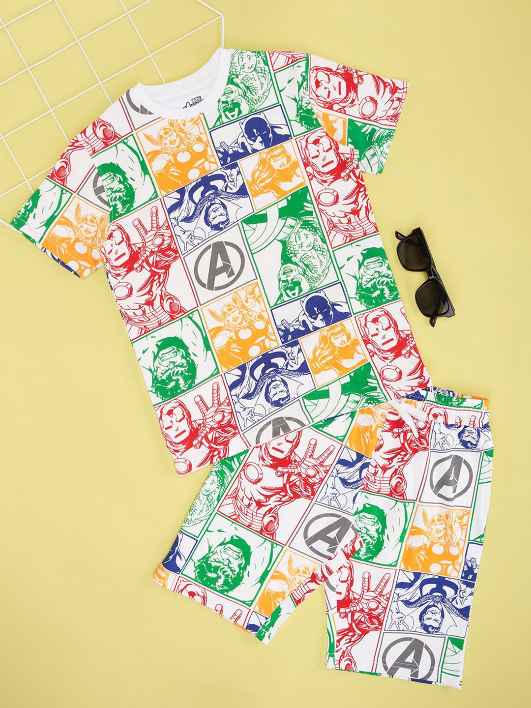 Pantaloons Junior Boys Printed Round Neck Short Sleeves Pure Cotton T-Shirt With Shorts, White
Pantaloons Junior Boys Printed Round Neck Short Sleeves Pure Cotton T-Shirt With Shorts, White