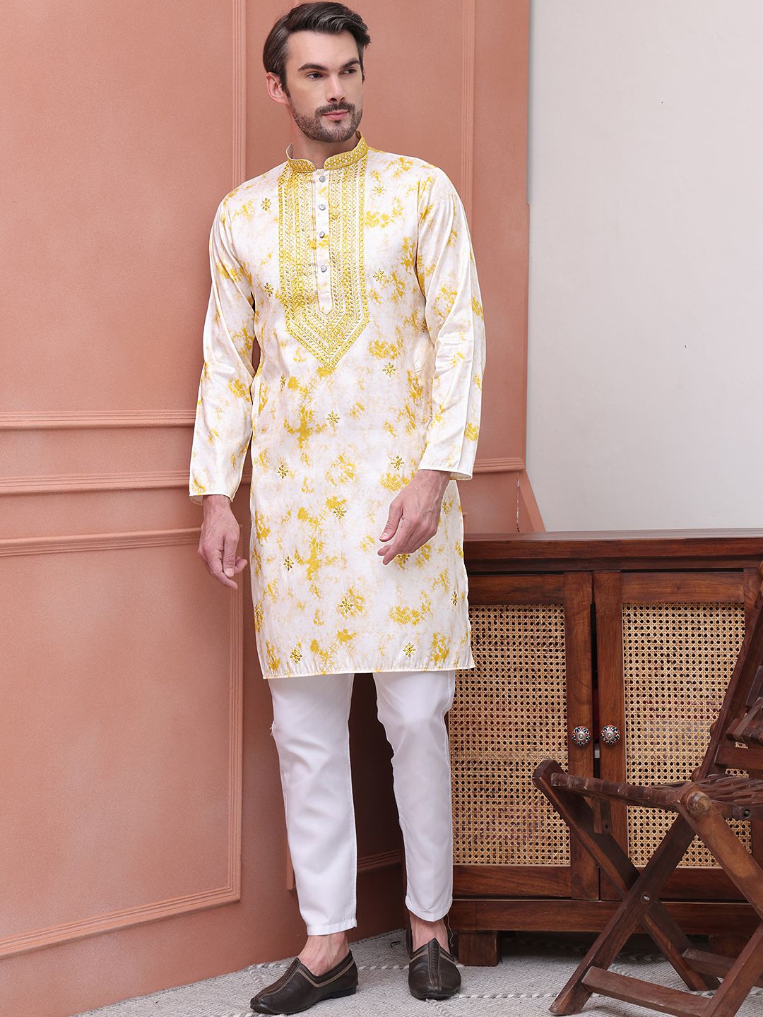 Jompers Abstract Printed Mandarin Collar Regular Thread Work Straight Kurta With Pyjama, Yellow
Jompers Abstract Printed Mandarin Collar Regular Thread Work Straight Kurta With Pyjama, Yellow