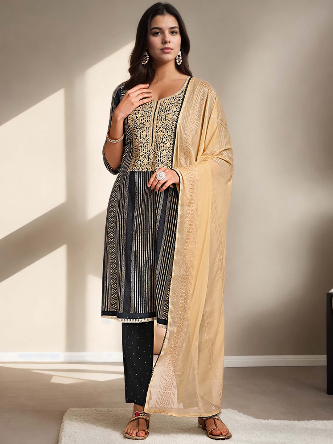 Anouk Charcoal Striped Sweetheart Neck Pure Cotton Straight Kurta With Trouser & Dupatta
Anouk Charcoal Striped Sweetheart Neck Pure Cotton Straight Kurta With Trouser & Dupatta