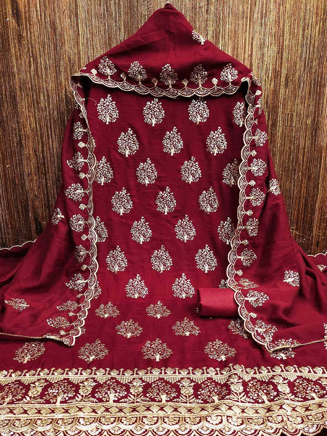 Maroosh Floral Embellished Sequinned Unstitched Dress Material, Maroon
Maroosh Floral Embellished Sequinned Unstitched Dress Material, Maroon