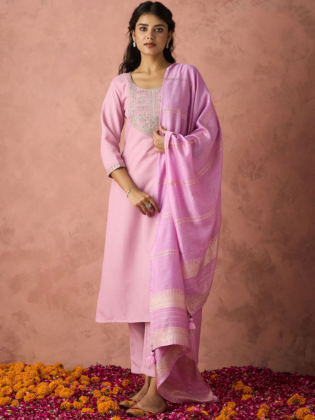 KALINI Ethnic Motifs Embroidered Sequinned Straight Kurta With Trousers & Dupatta, Pink
KALINI Ethnic Motifs Embroidered Sequinned Straight Kurta With Trousers & Dupatta, Pink