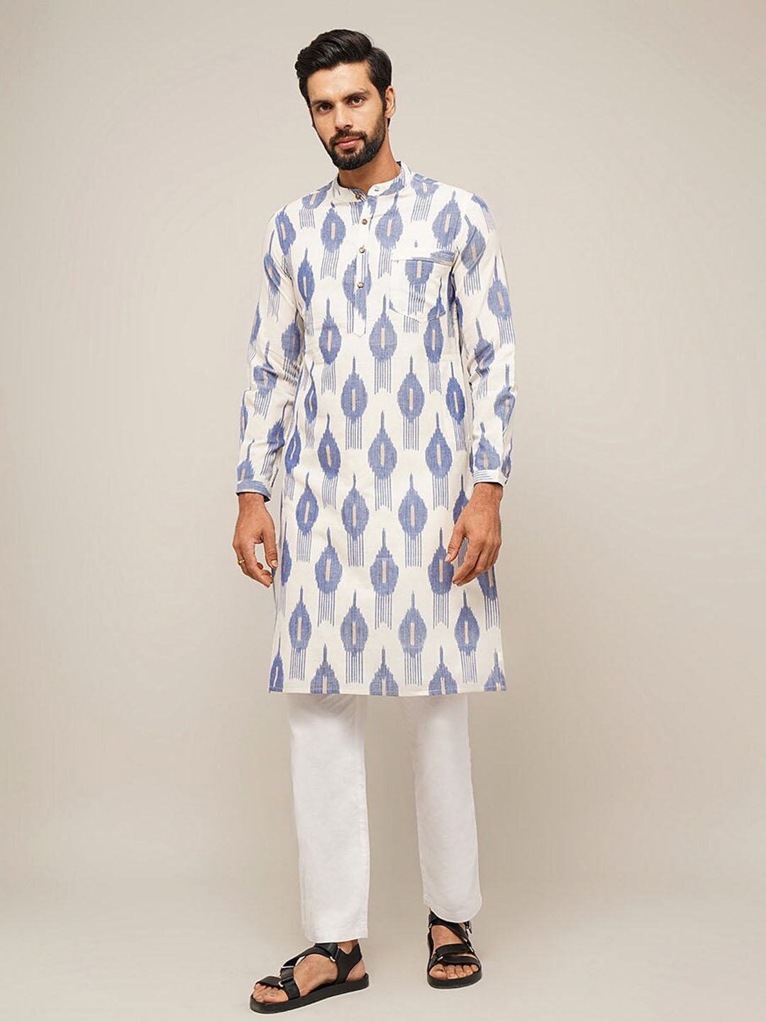 JAYPORE Geometric Woven Design Band Collar Neck Long Sleeves Pure Cotton Kurta, White
JAYPORE Geometric Woven Design Band Collar Neck Long Sleeves Pure Cotton Kurta, White