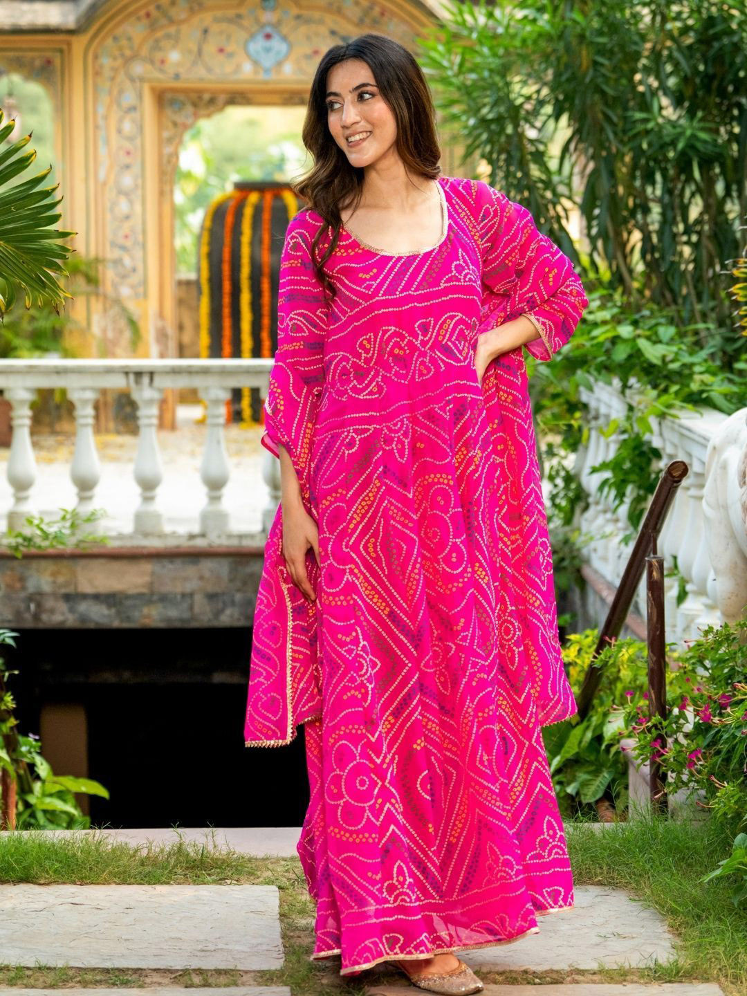 HOUSE OF JAMOTI Floral Printed Georgette Anarkali Kurta With Trousers & Dupatta, Pink
HOUSE OF JAMOTI Floral Printed Georgette Anarkali Kurta With Trousers & Dupatta, Pink