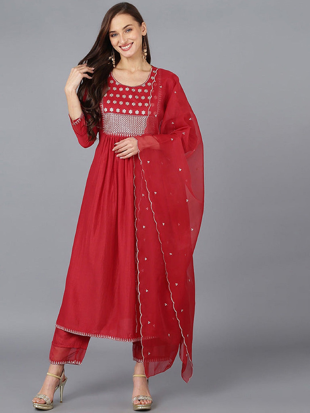 MAHALASA Women Ethnic Motifs Embroidered Regular Kurta with Trousers & With Dupatta, Red
MAHALASA Women Ethnic Motifs Embroidered Regular Kurta with Trousers & With Dupatta, Red