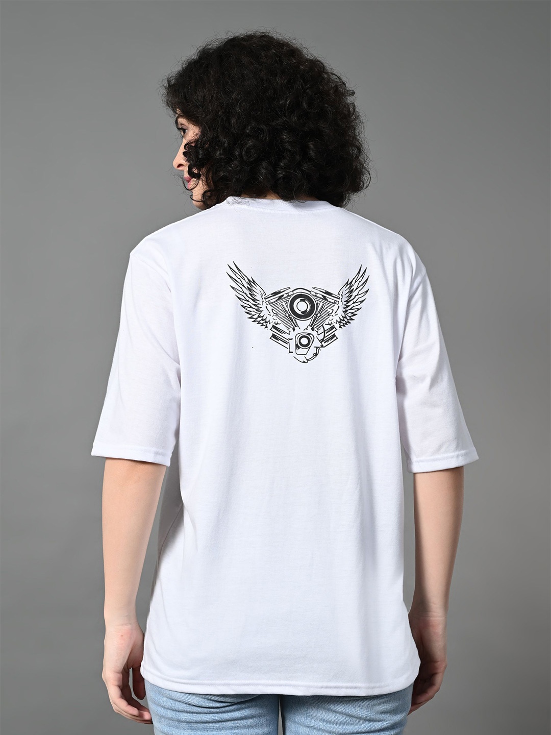 The Roadster Lifestyle Co. Women Bio Finish Graphic Printed Cotton Oversized T-shirt, White
The Roadster Lifestyle Co. Women Bio Finish Graphic Printed Cotton Oversized T-shirt, White