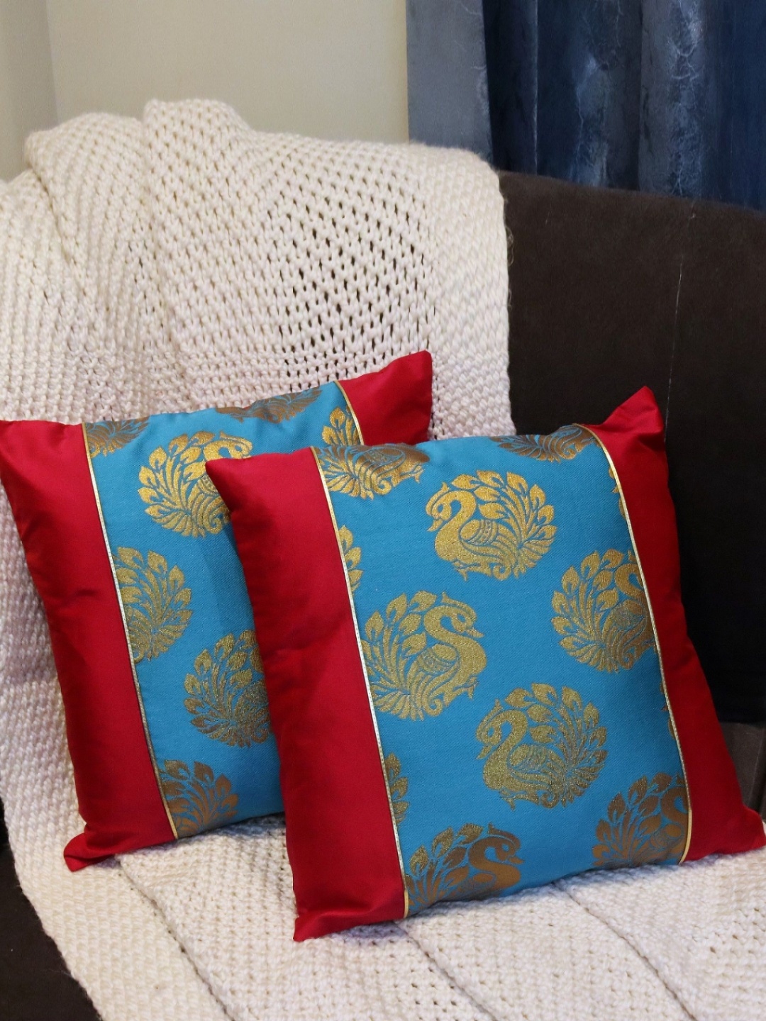 HOME9INE Turquoise Blue & Fuchsia 2 Pieces Ethnic Motifs Jacquard Square Cushion Covers
HOME9INE Turquoise Blue & Fuchsia 2 Pieces Ethnic Motifs Jacquard Square Cushion Covers