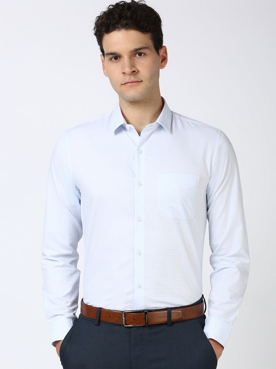 Peter England Men Spread Collar Micro Checked Cotton Slim Fit Casual Shirt, Blue
Peter England Men Spread Collar Micro Checked Cotton Slim Fit Casual Shirt, Blue